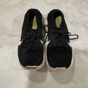 Nike Flyknit 5.0 Women’s Black Running Shoes  Signs of wear- see all photos! Siz
